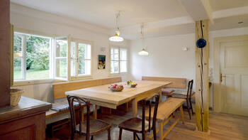 Der Essplatz in der bäuerlichen Küche war und bleibt das soziale Zentrum des Hauses