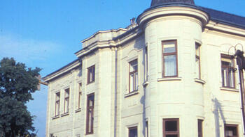 Schönberg-Haus Mödling, Bernhardgasse 6