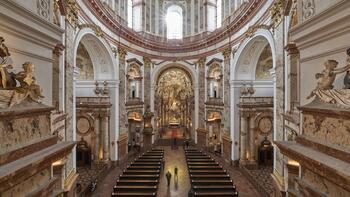 Wiener Karlskirche Innen