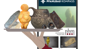 Eine Hand serviert Steinartefakte, die Venus von Willendorf, einen Mondsee Krug, verkohlte Äpfel und ein Kupferbeil vor einem Handybildschrim.