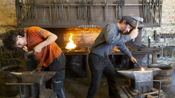 Schmieden in der Kartäuserzelle ©Bundesdenkmalamt