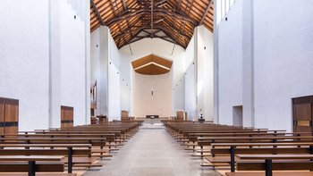 Kircheninneres nach der Restaurierung