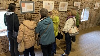 Ausstellung am Heuboden des Brunnbauerhofs
