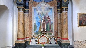 Blick auf einen Altar.