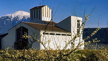 Pfarrkirche Allerheiligen nach Fertigstellung, Frühjahr 1965