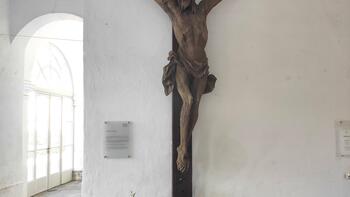 Enghagener Kreuz im Schlosshof Ennsegg