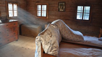 Einblick in eine Kammer des Knotzingerhofs
