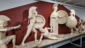 Statuengruppe mit der Darstellung des Trojanischen Krieges