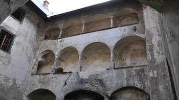 Arkaden im Innenhof