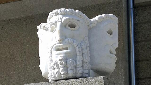 Der Vier-Masken-Block 1926