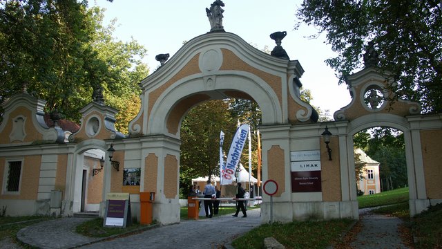 Barockes Juwel in einem wunderschönen Park