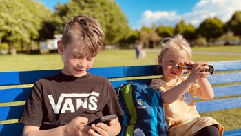 Eine Entdeckungsreise für Kinder, die Vergangenheit und Gegenwart miteinander verbindet.