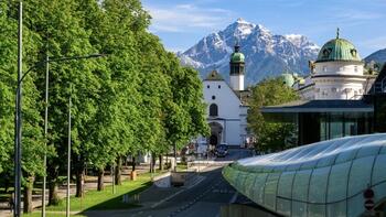 Blick auf die Hofkirche