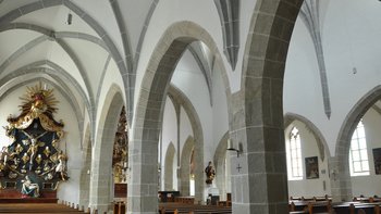 Die Kirche im spätgotischen Stil.