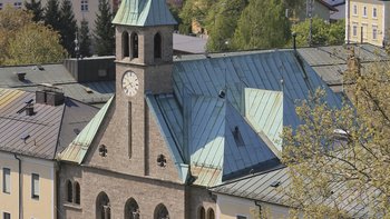 Herz-Jesu-Kirche in der Riedenburg
