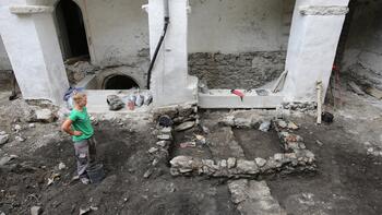 Archäologische Arbeiten im Innenhof der Burg Heinfels, August 2019