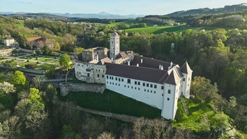 Renaissanceschloss Schallaburg von oben
