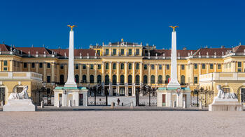 Blick über den Ehrenhof