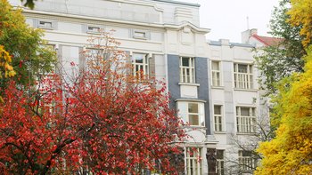 Jugendstilgebäude Vienna Business School Hamerlingplatz