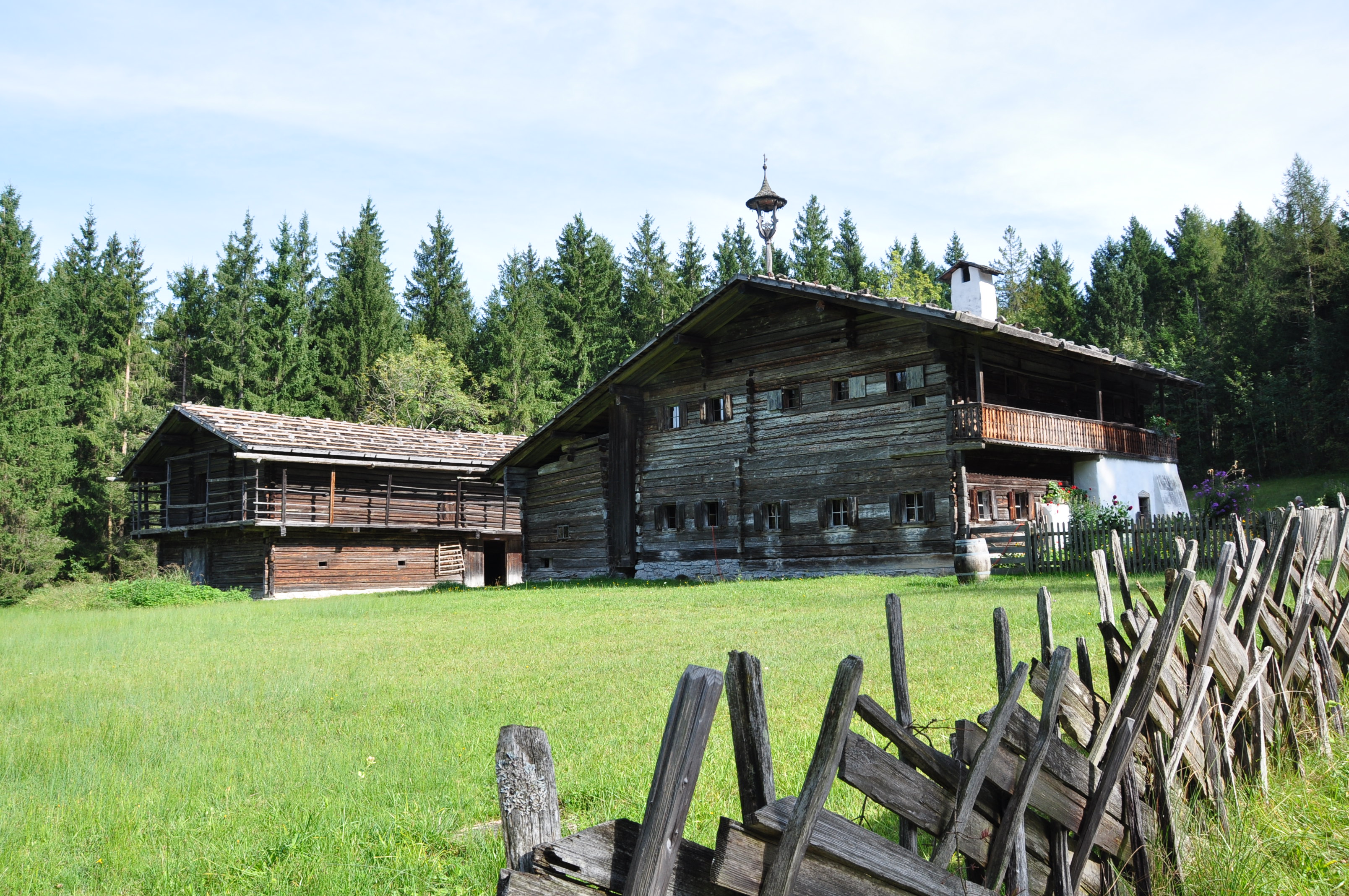 Außenansicht des Lärchenhauses